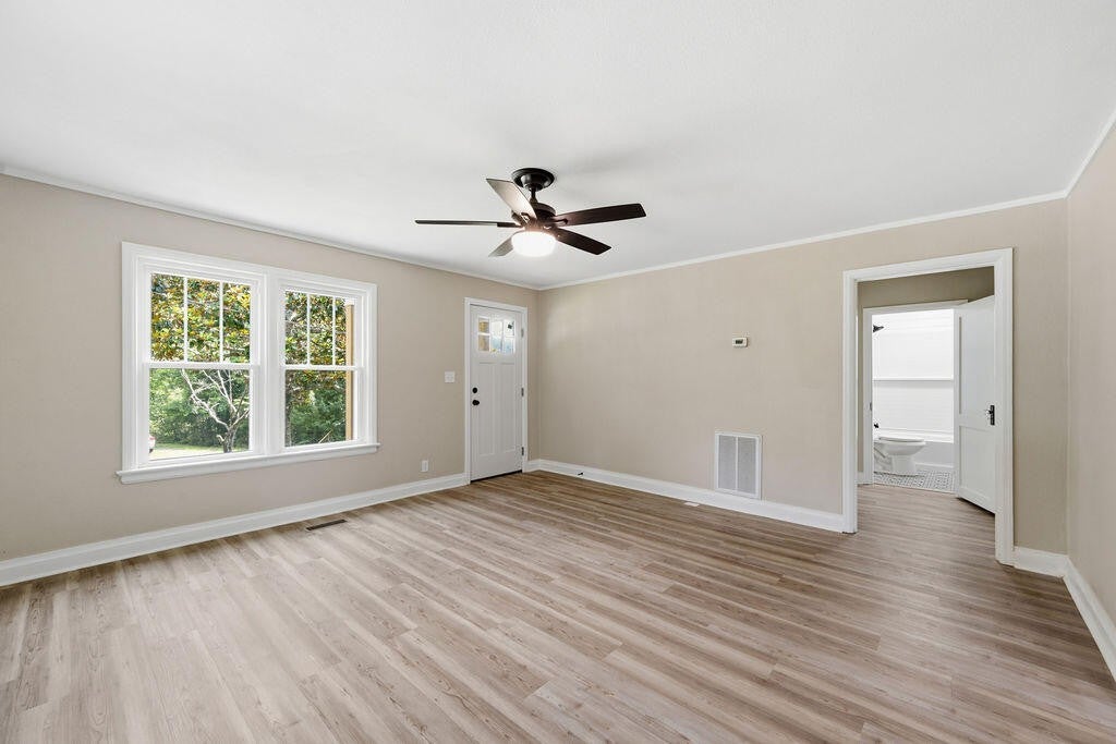 11 Circle Drive