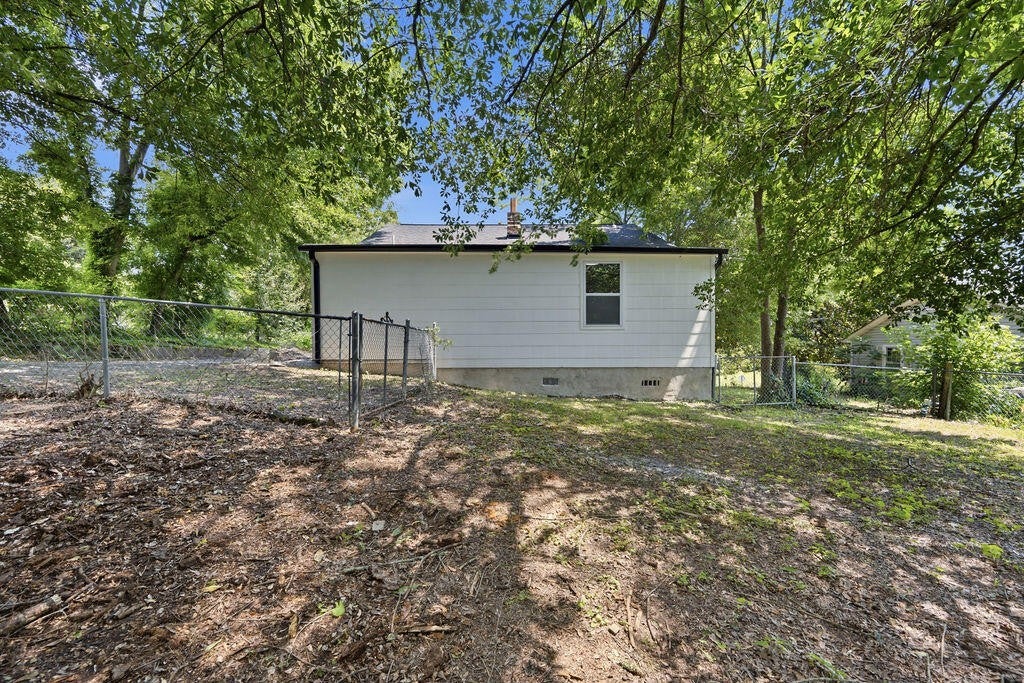 11 Circle Drive