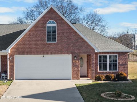 Photo of 2562 Keeneland Drive, Maryville, TN 37803 (MLS # 3123620)