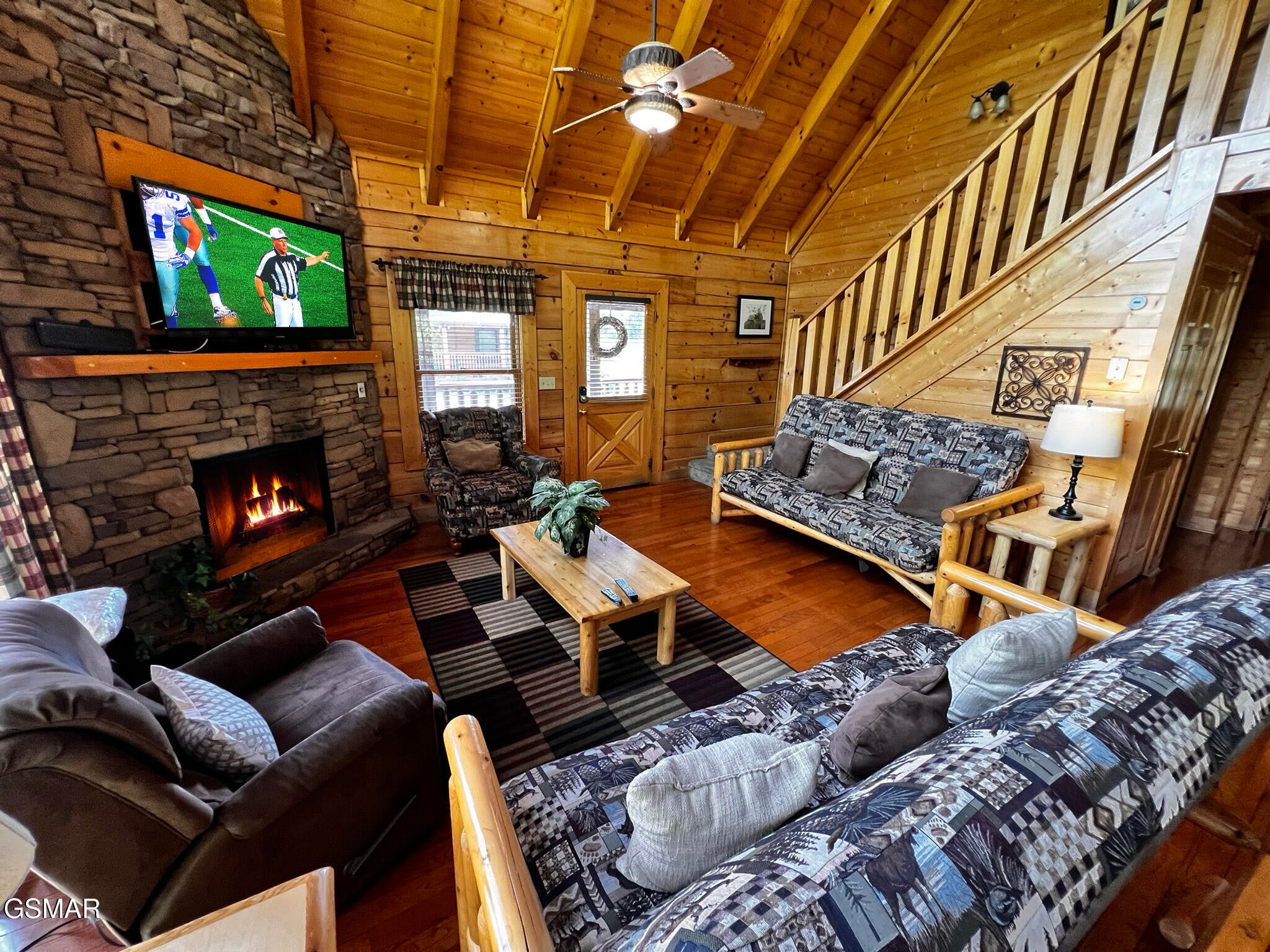 3216 White Falcon Way