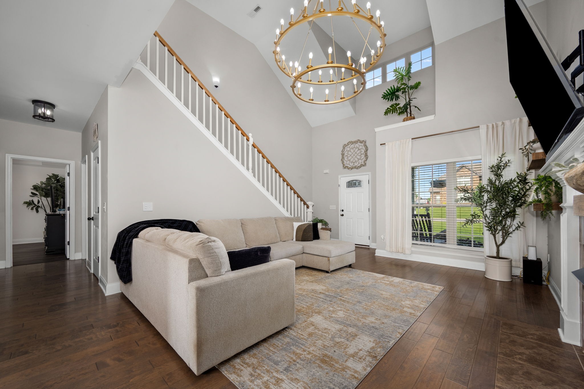 2425 Telford Ln