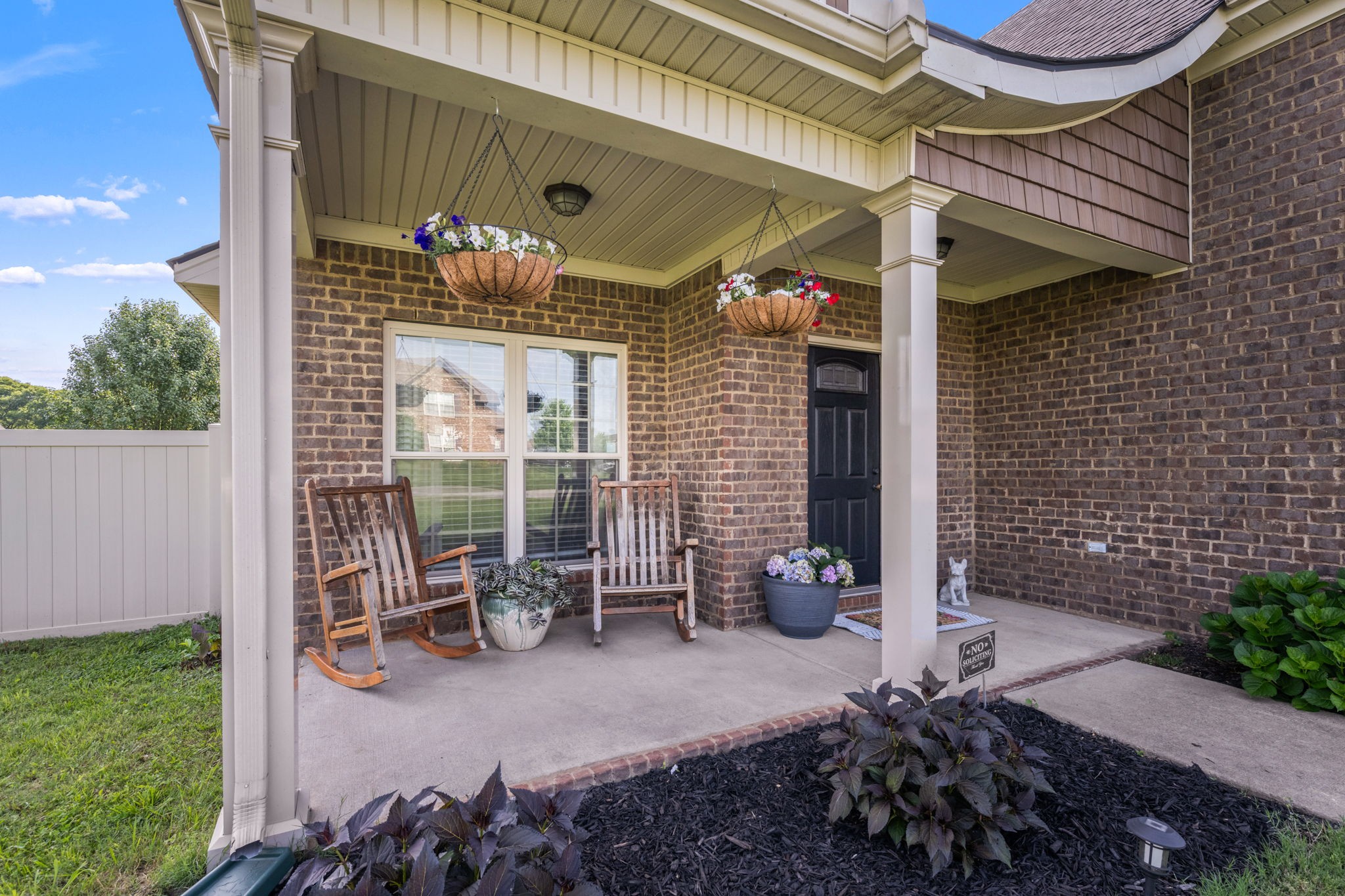 2425 Telford Ln