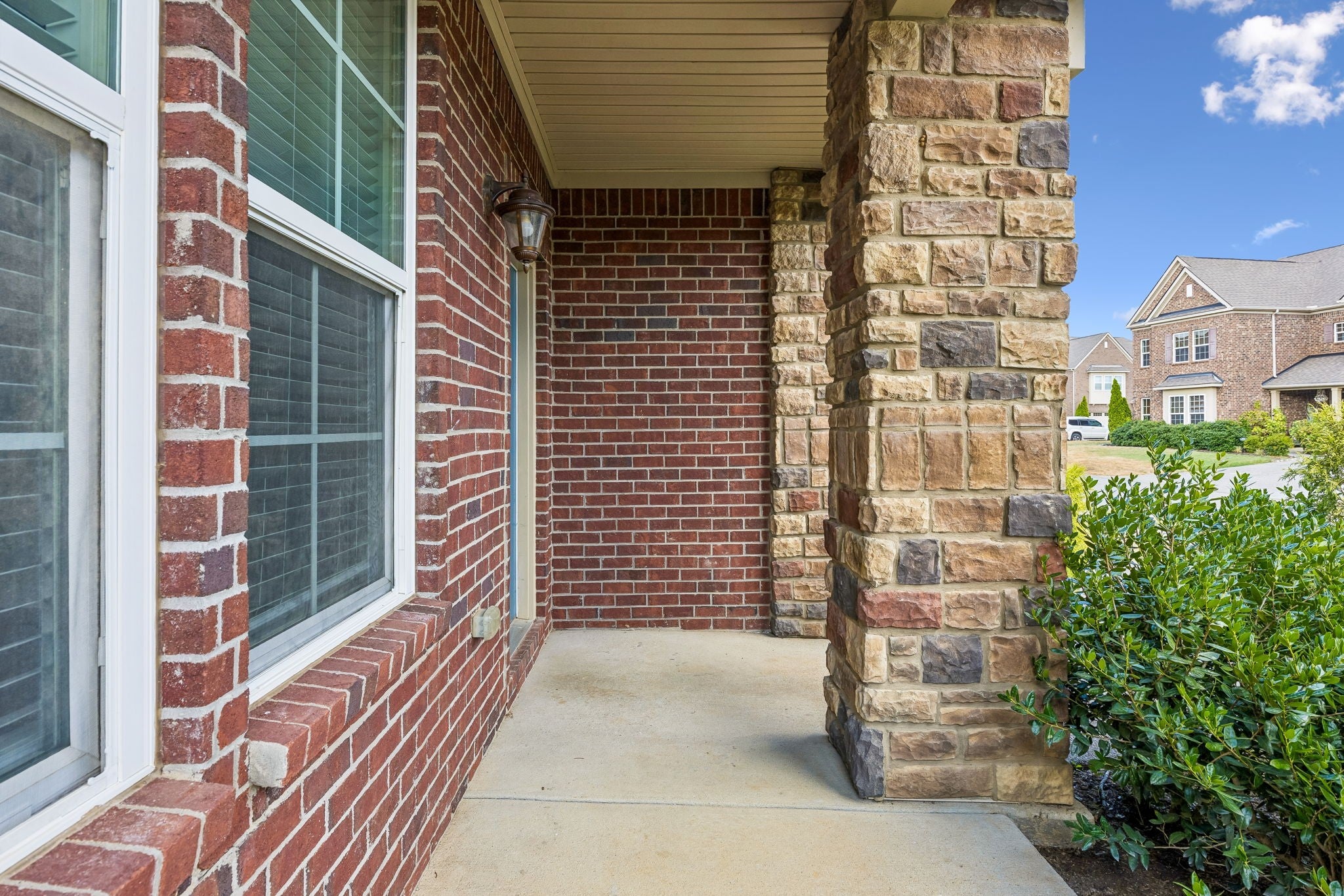 5032 Napoli Dr