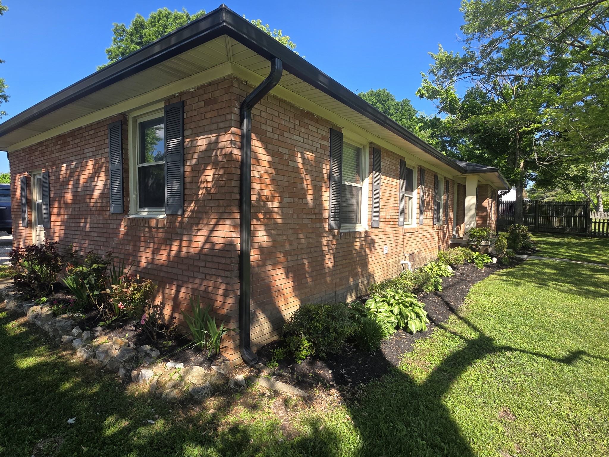 1306 Old Estill Springs Rd