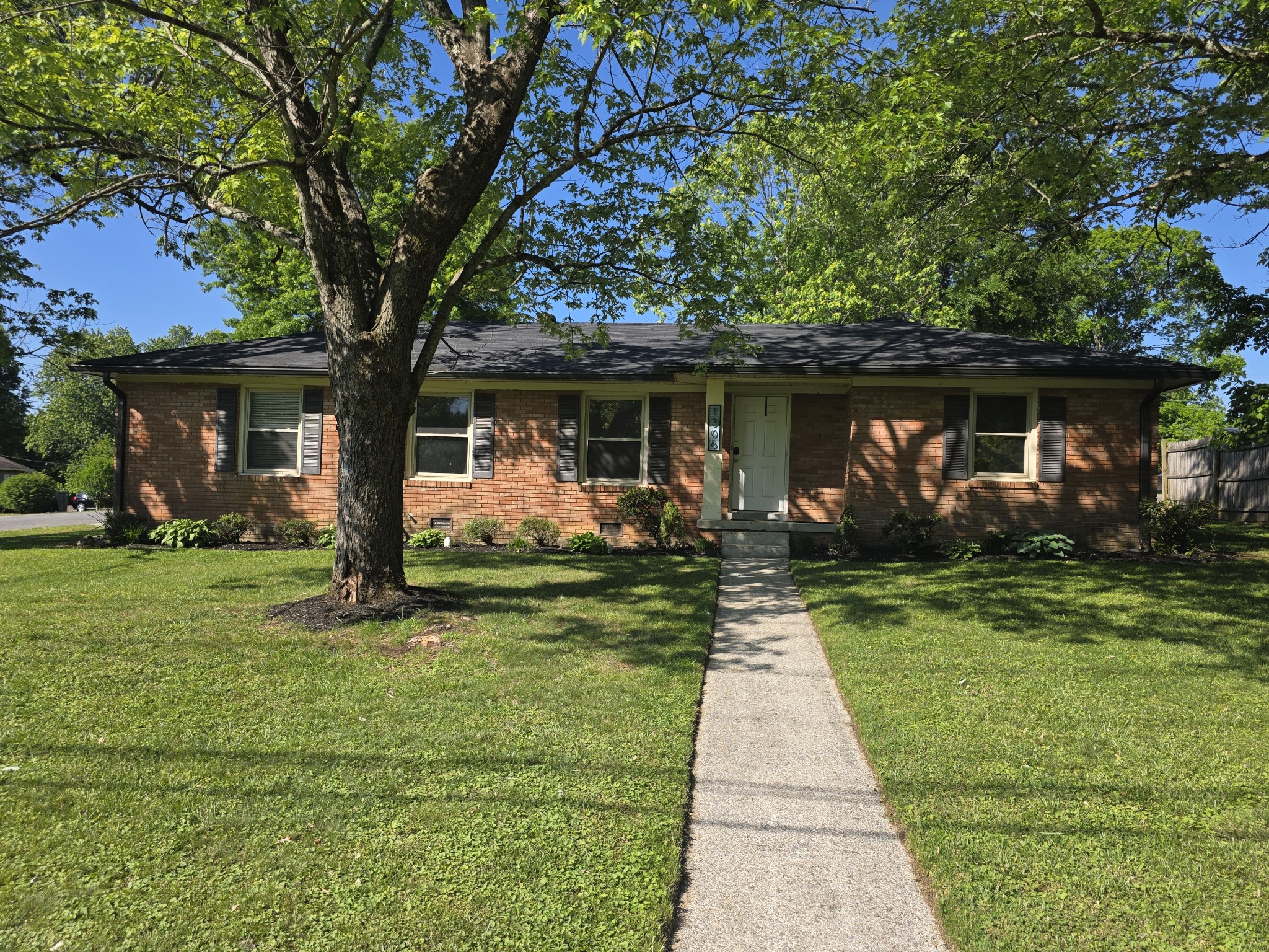 1306 Old Estill Springs Rd