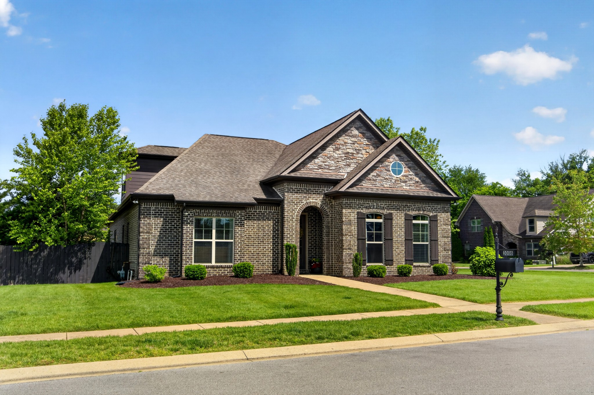 3008 Palomar Dr