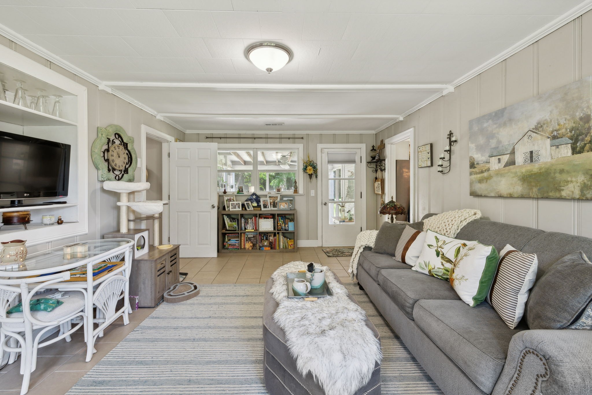120 Dogwood Ln