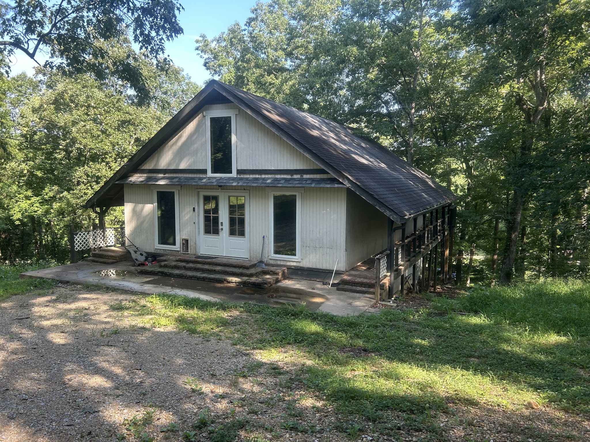 370 Alpine Rd