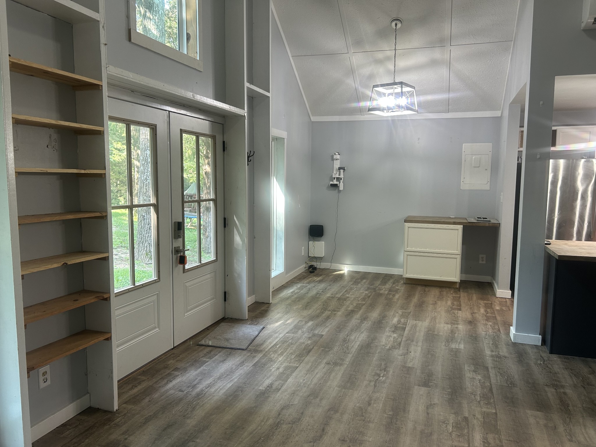 370 Alpine Rd