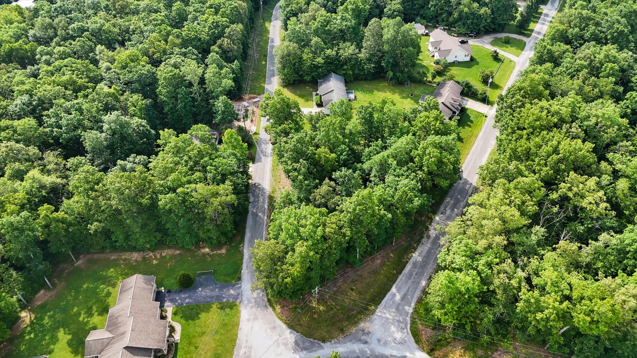 600 Aqum Cir