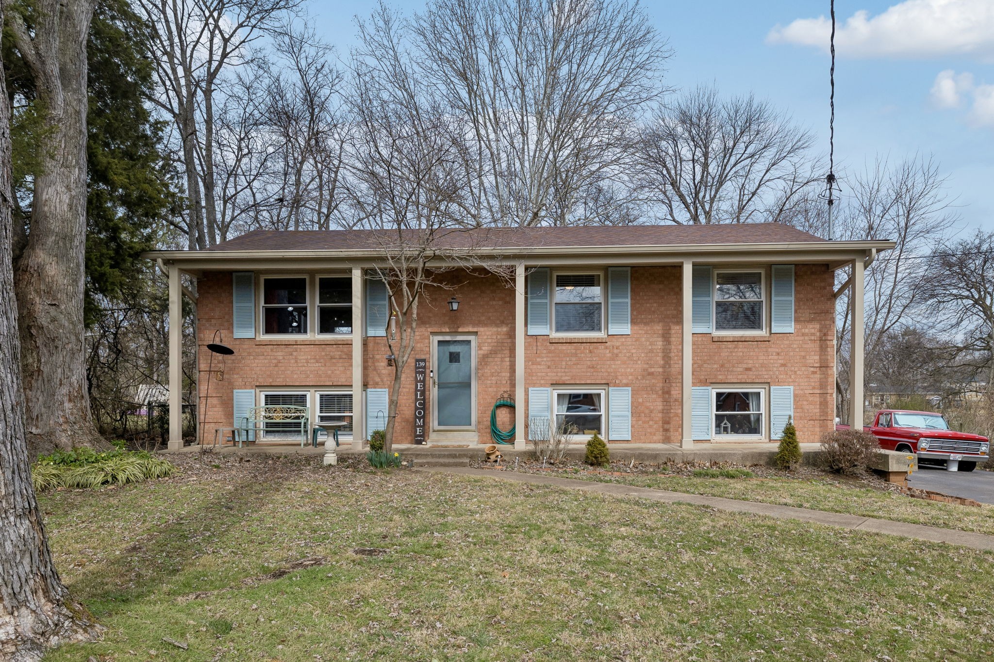 139 Bailey Collins Dr