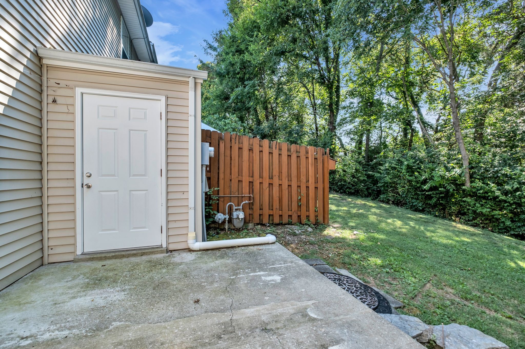 Franklin, Tennessee 37064, United States, 2 Bedrooms Bedrooms, ,2 BathroomsBathrooms,Residential,Active,60153