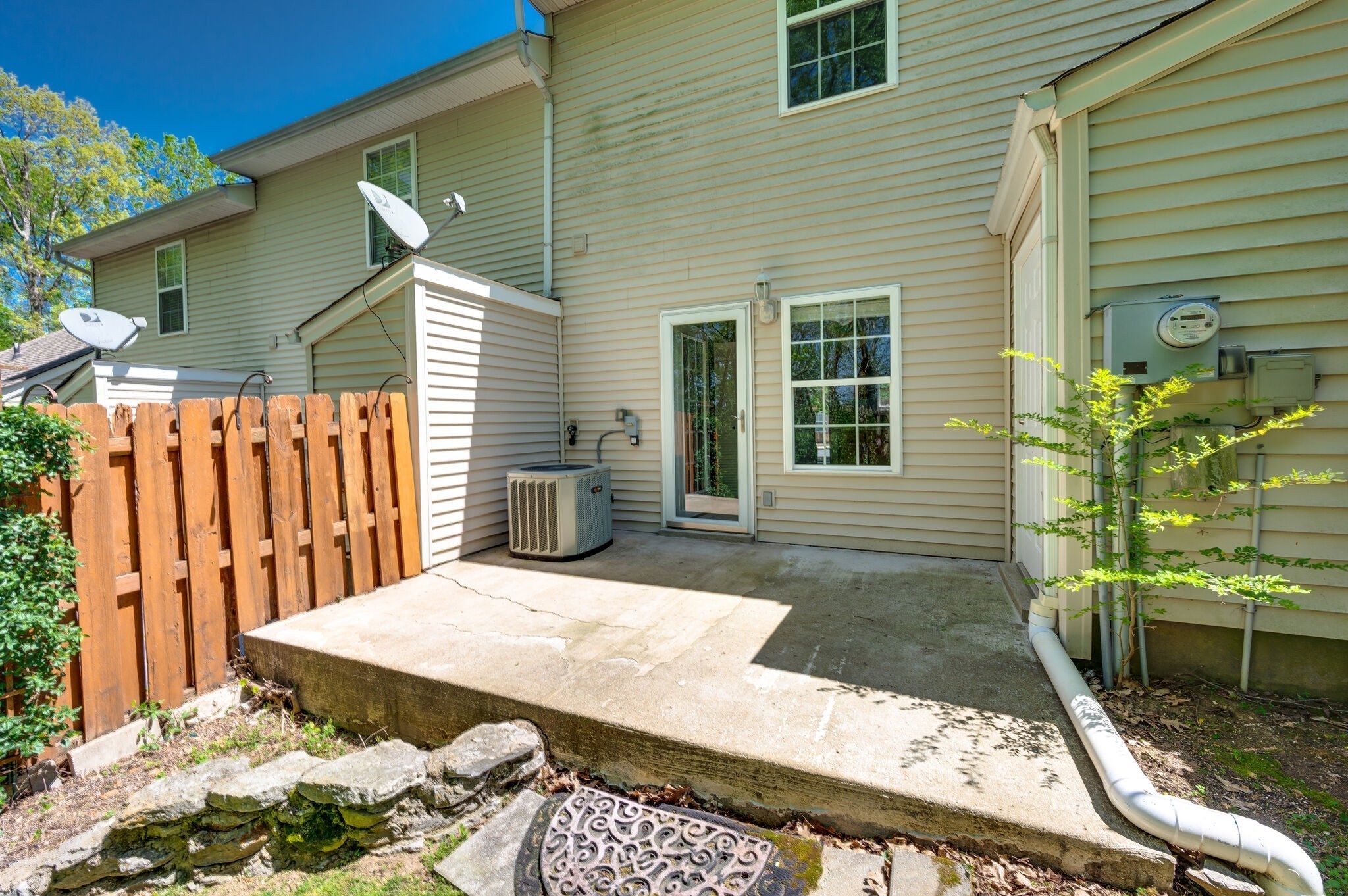 Franklin, Tennessee 37064, United States, 2 Bedrooms Bedrooms, ,2 BathroomsBathrooms,Residential,Active,60153