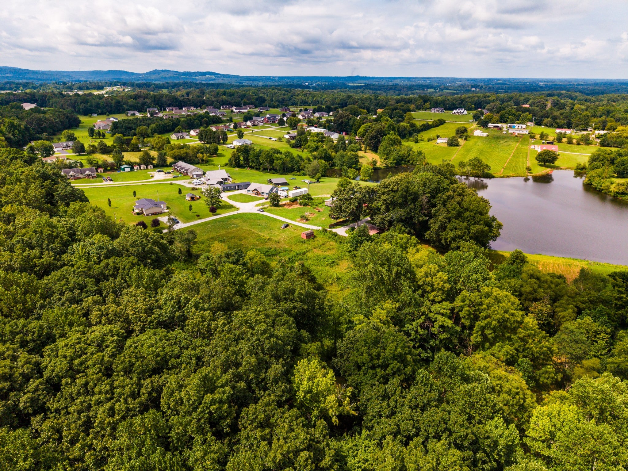 142 Poston Andrews Ln