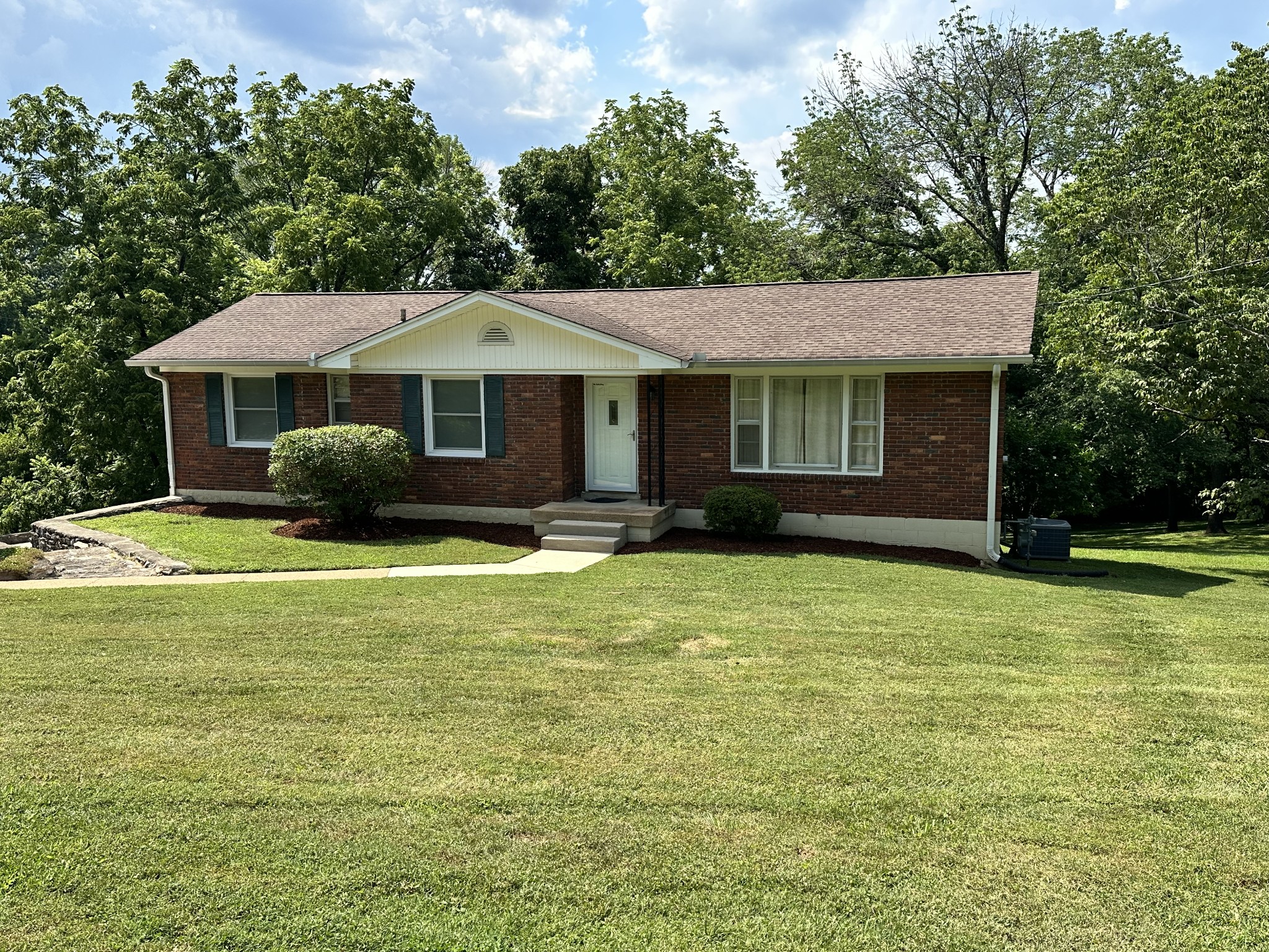 2617 Lishwood Dr