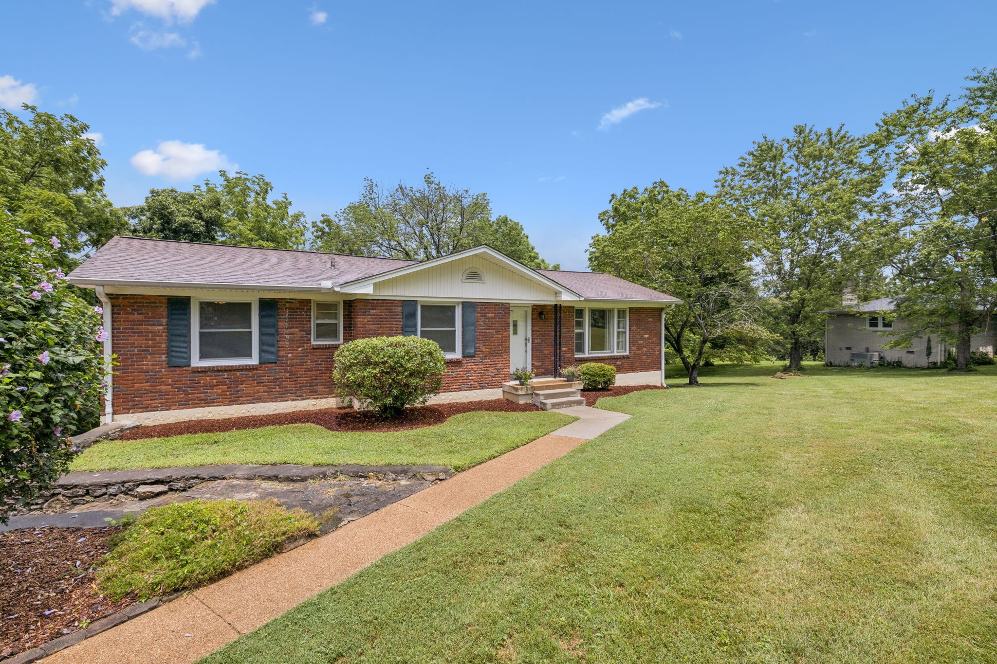 2617 Lishwood Dr