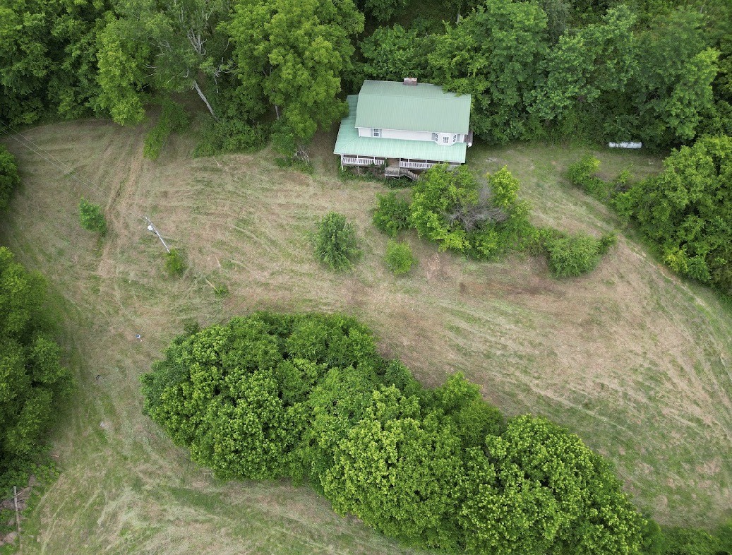 98 Hackett Valley Rd