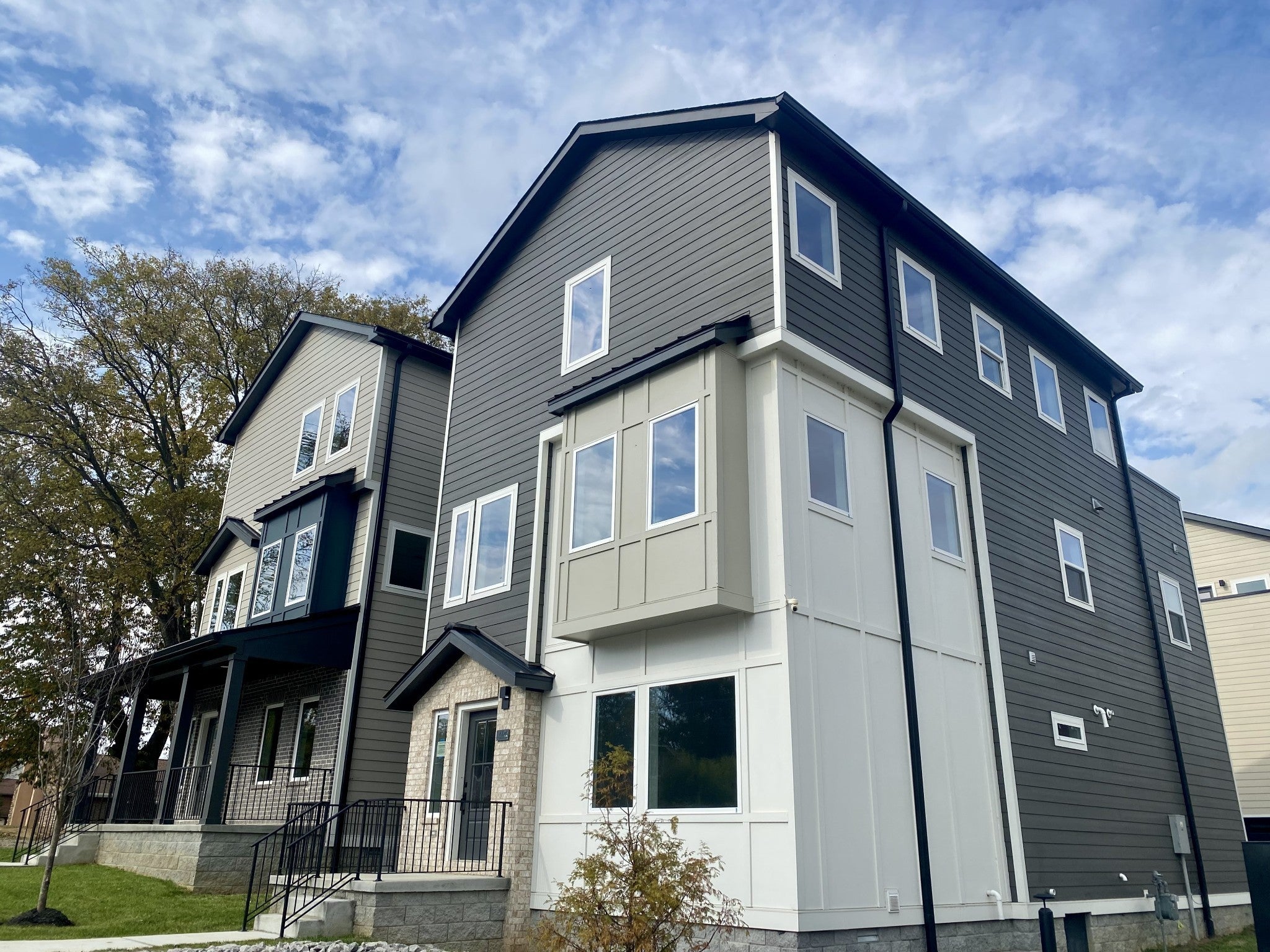 3-bed listing at 6126 Robertson Ave, Nashville