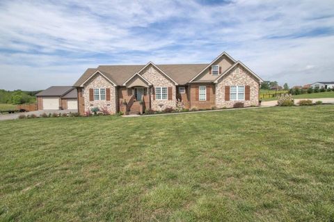 180 Clanton Ln Wartrace TN 37183