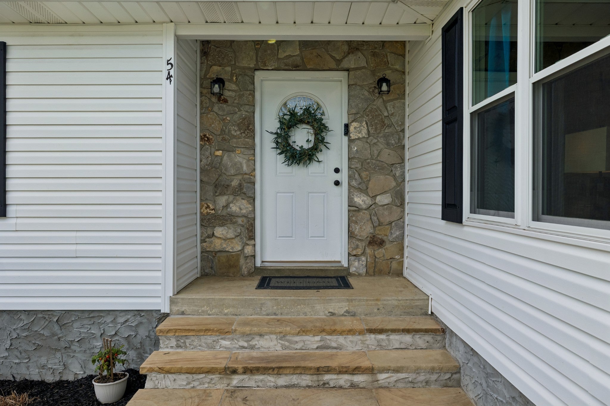 54 Hickman Hwy