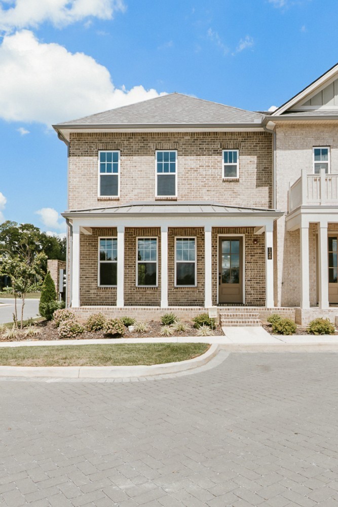 128 Nearwater Place