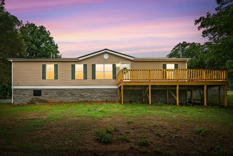 1464 Herman Adams Rd Cumberland City TN 37050