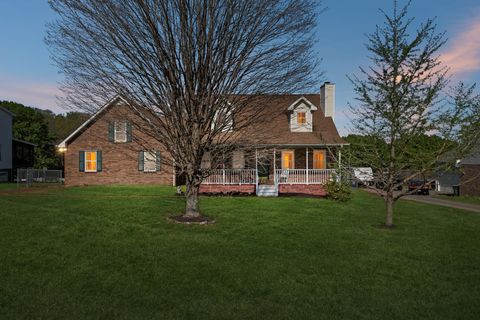 213 Lone Oak Dr White House TN 37188