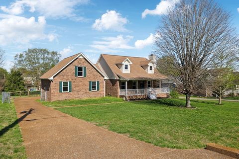 213 Lone Oak Dr White House TN 37188