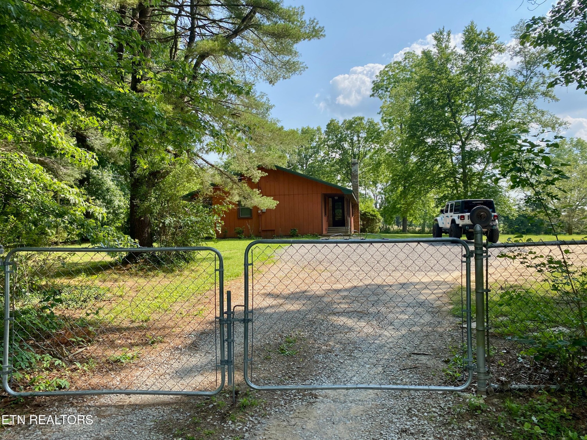 151 Dykes Lane