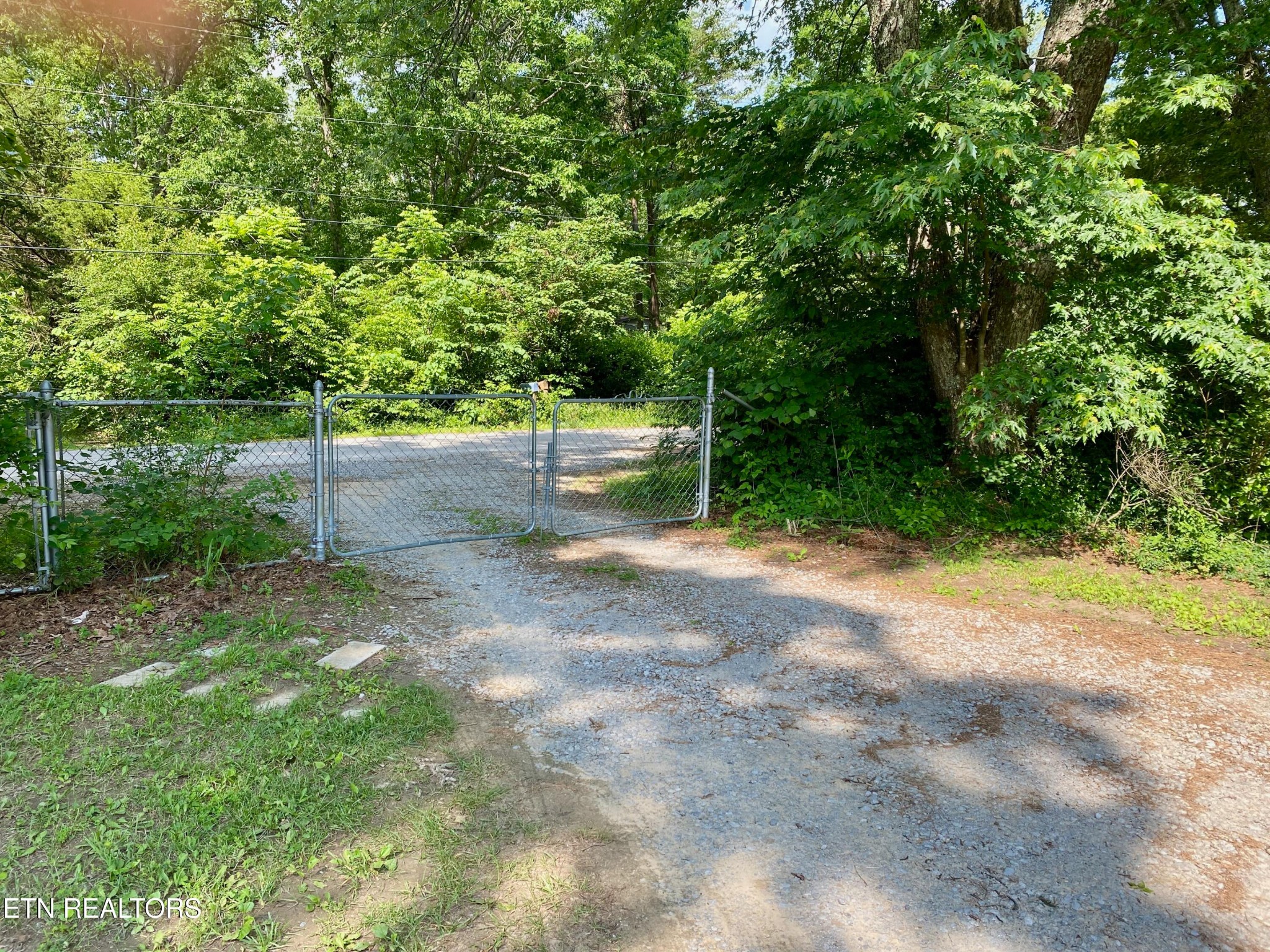 151 Dykes Lane