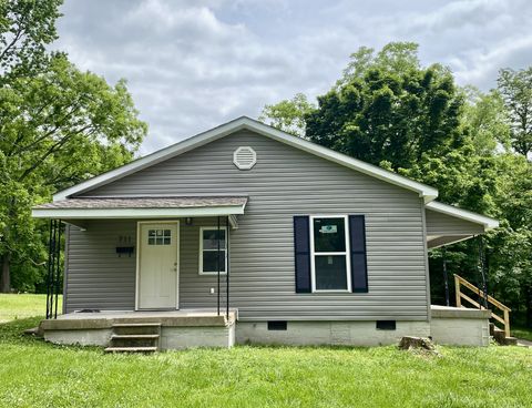 711 Gwen St Paris TN 38242