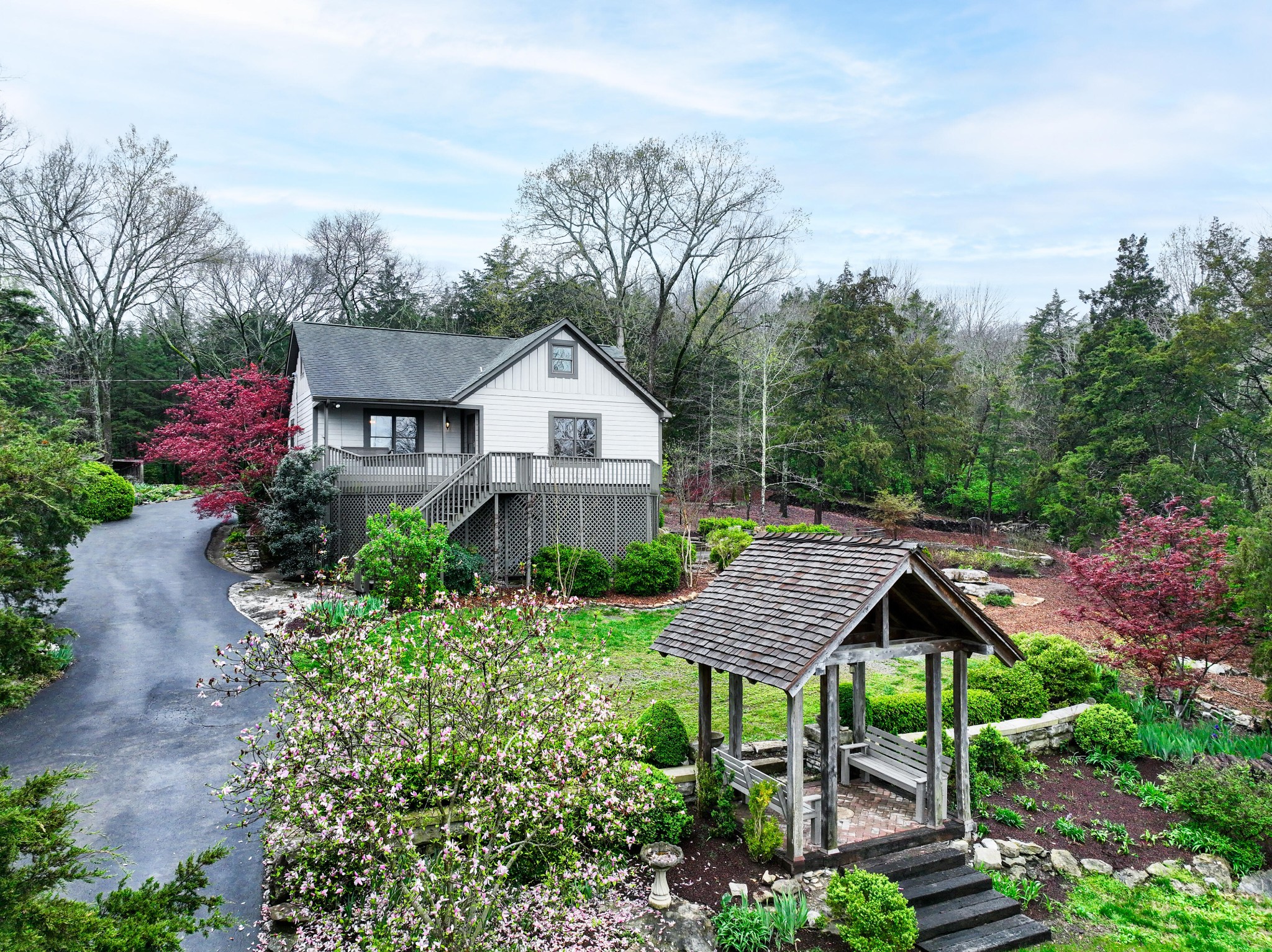 1865 Carters Creek PIKE