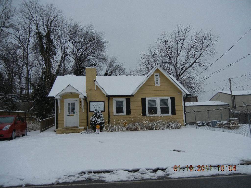 2401 White Ave