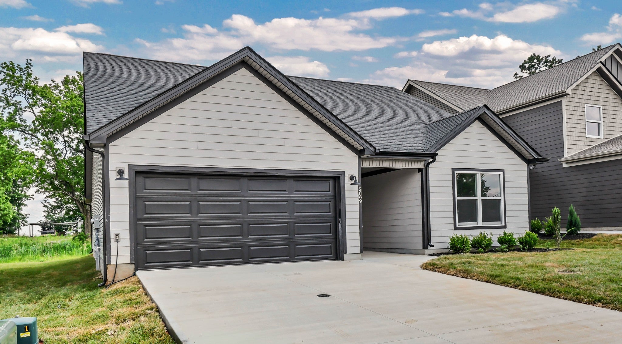 2669 Brewster Dr