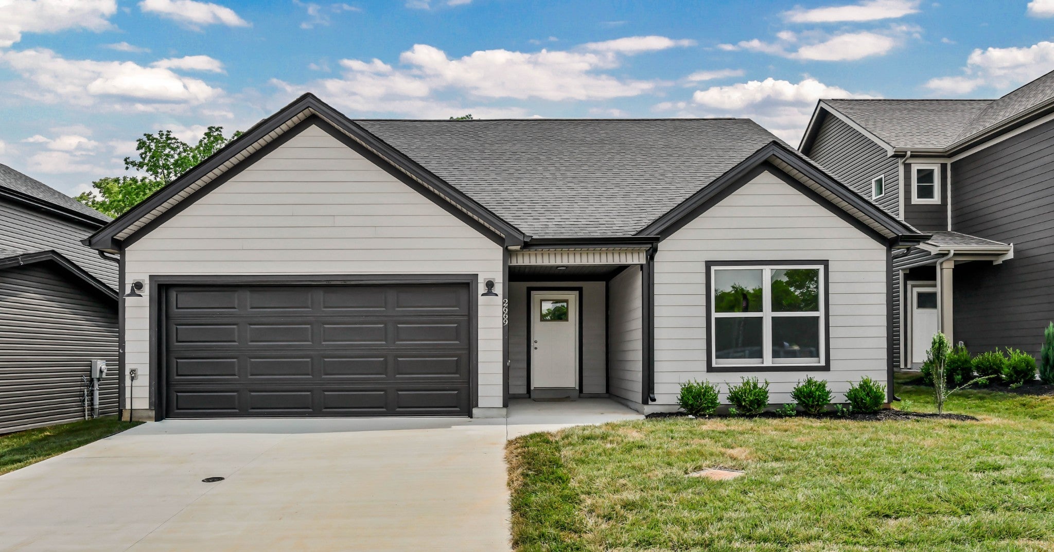 2669 Brewster Dr