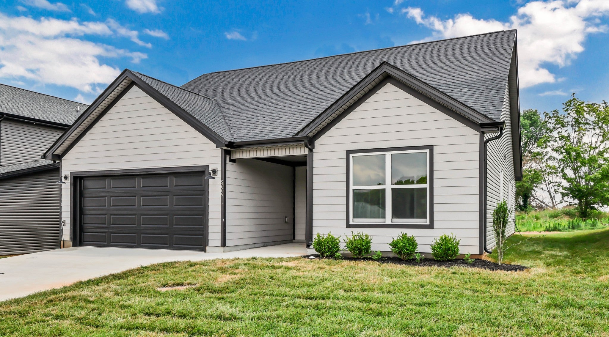 2669 Brewster Dr