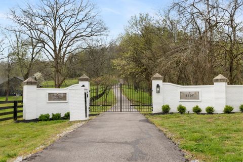 1395 Roy Sellers Rd Columbia TN 38401