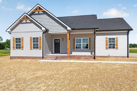 Photo of 1233 Coleytown Road, Lafayette, TN 37083 (MLS # 3185371)