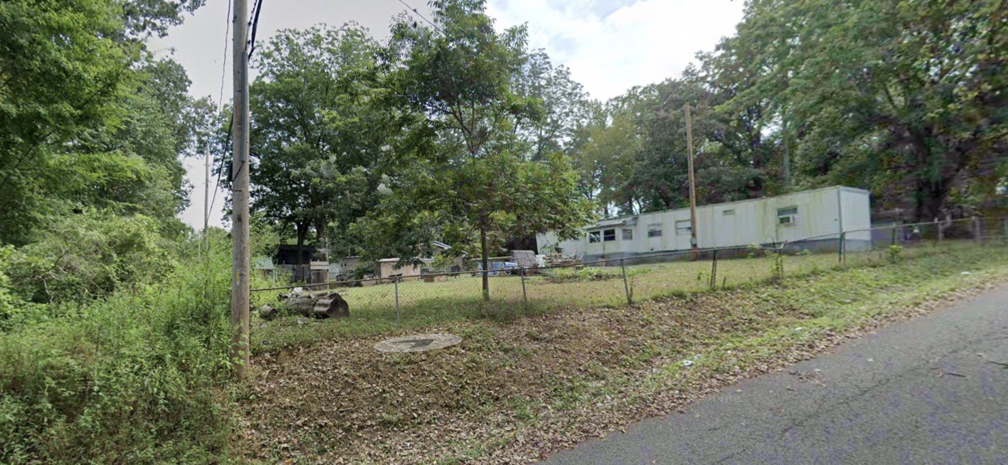 911 Hilltop Ct