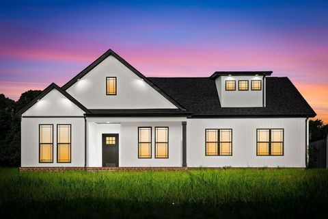 3860 Chapel Hill Rd Clarksville TN 37040