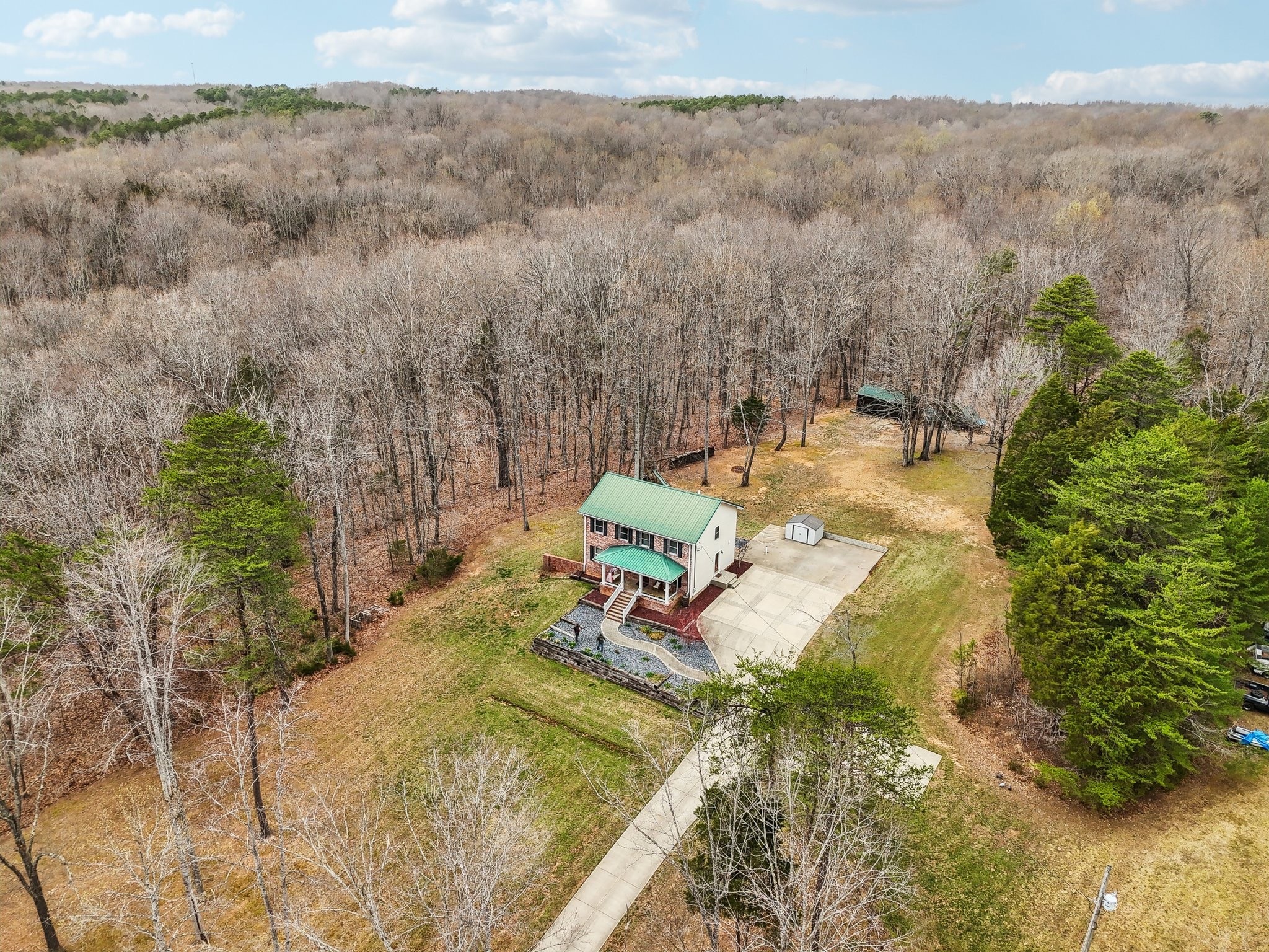 935 Big Springs Rd