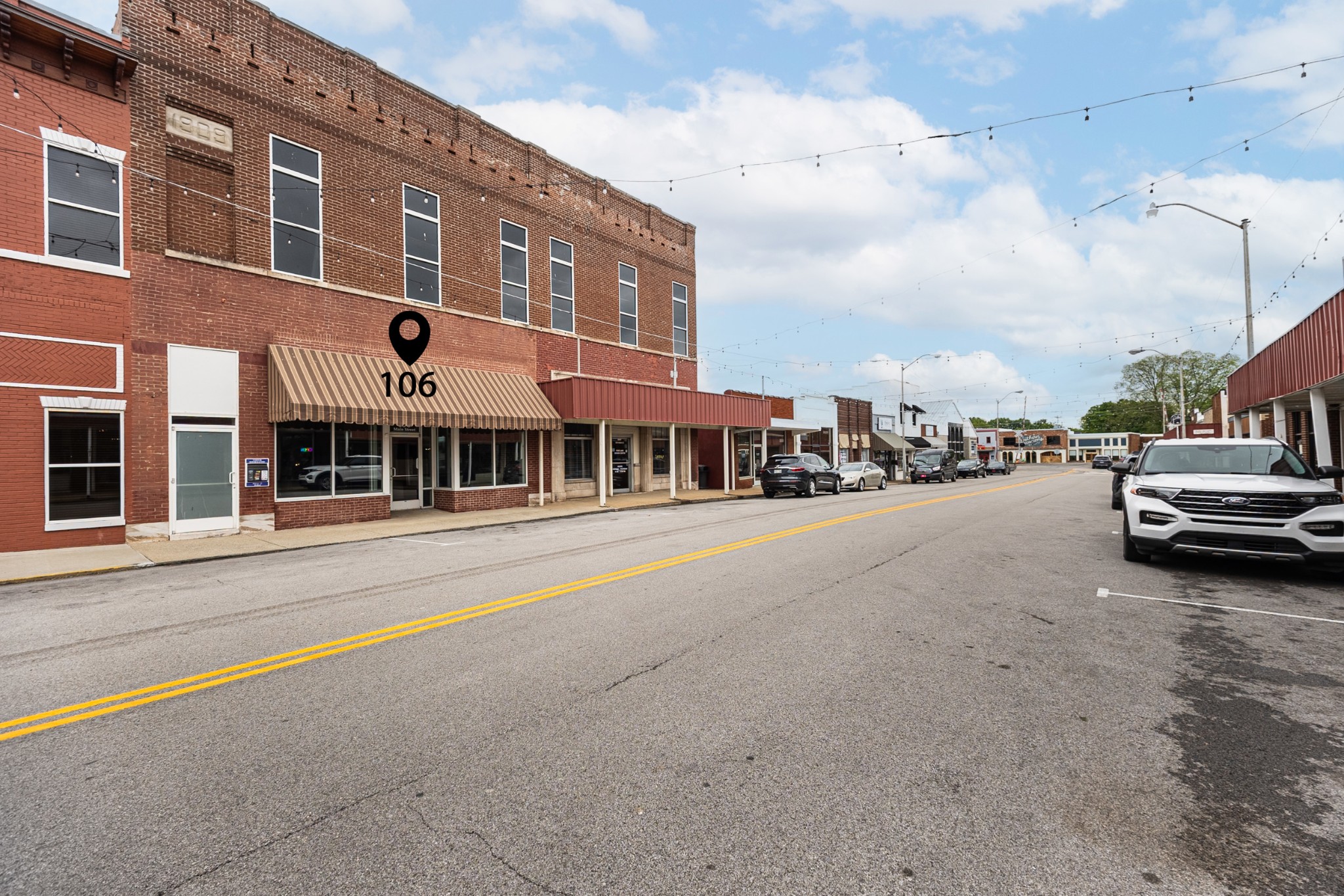 106 Main St