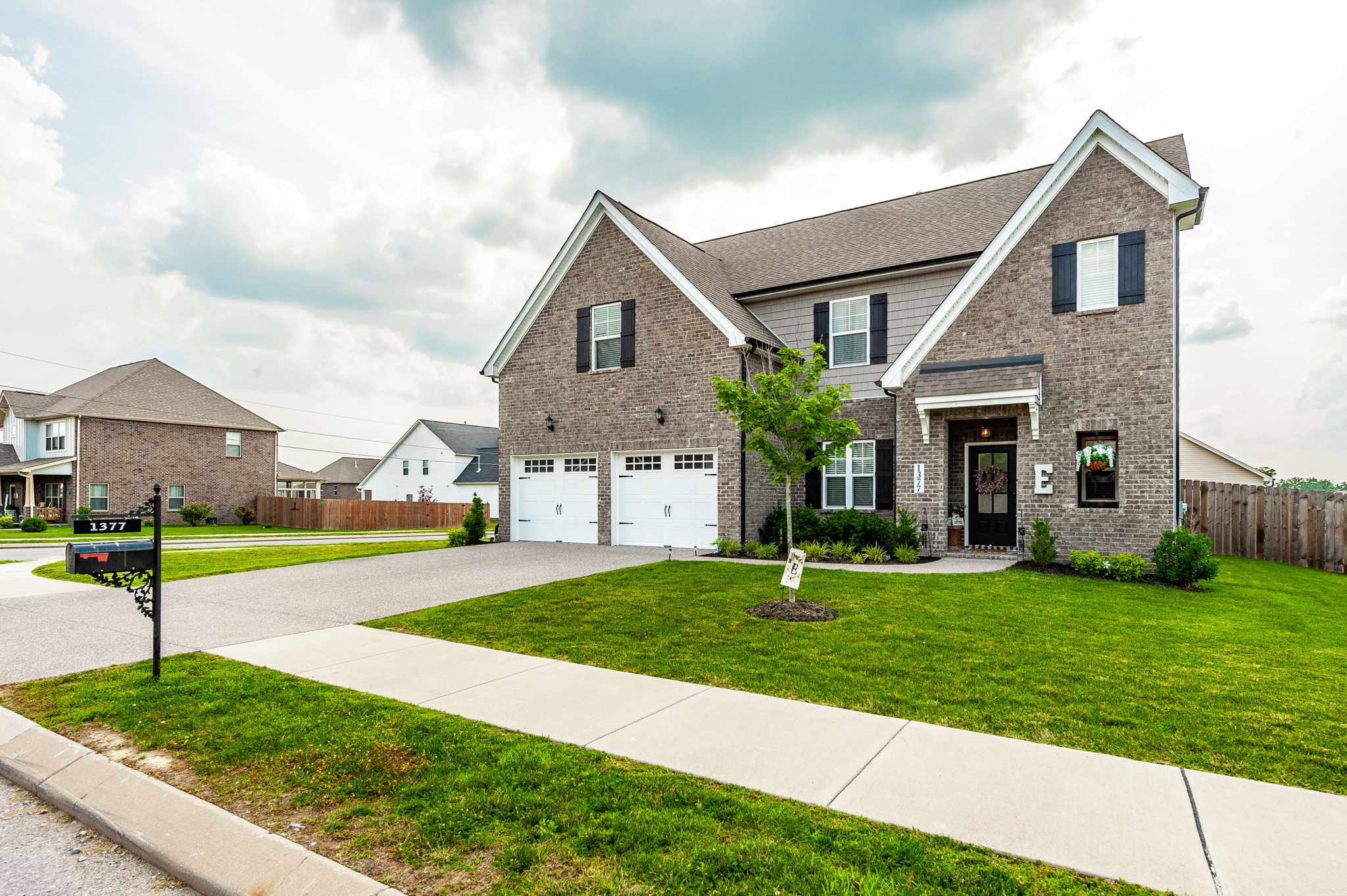 1377 Wentworth Dr