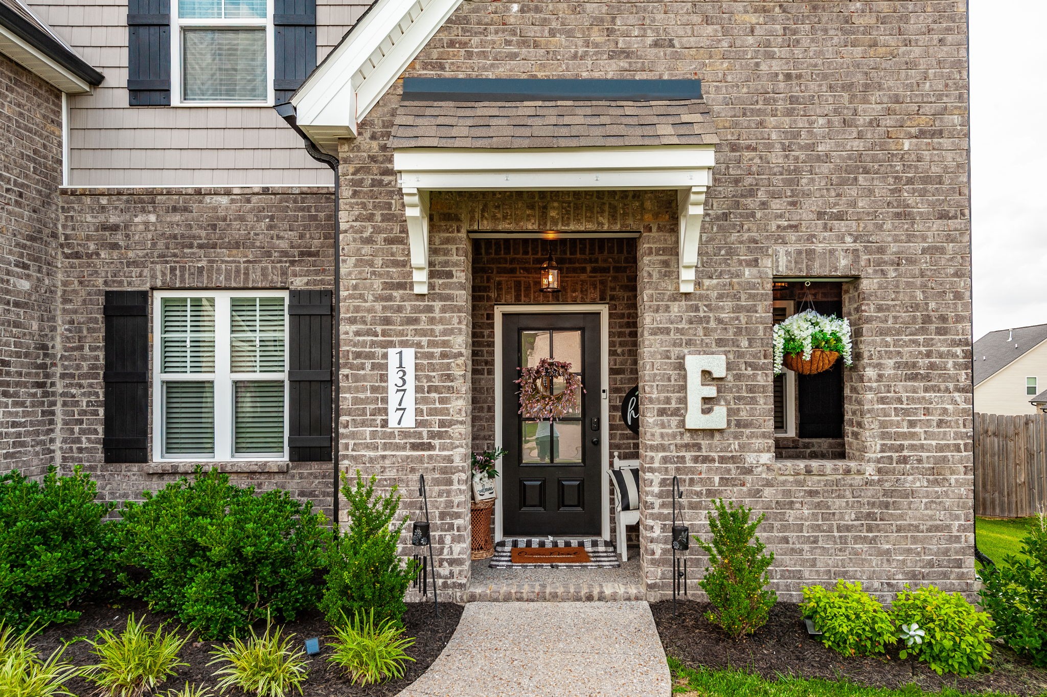 1377 Wentworth Dr