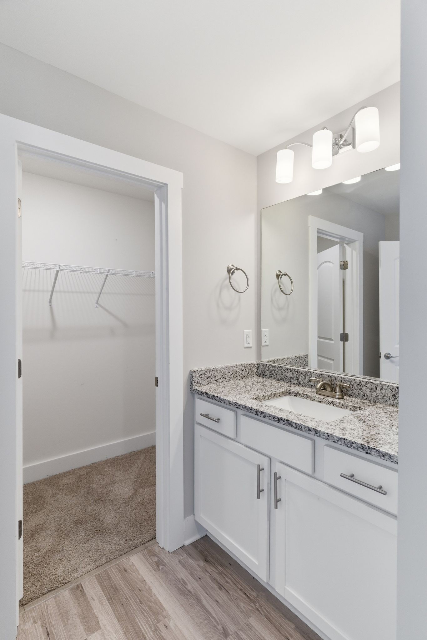 102 Dry Creek Commons Dr