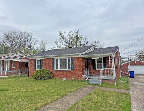 Photo of 695 E Main St, Savannah, TN 38372 (MLS # 3164880)