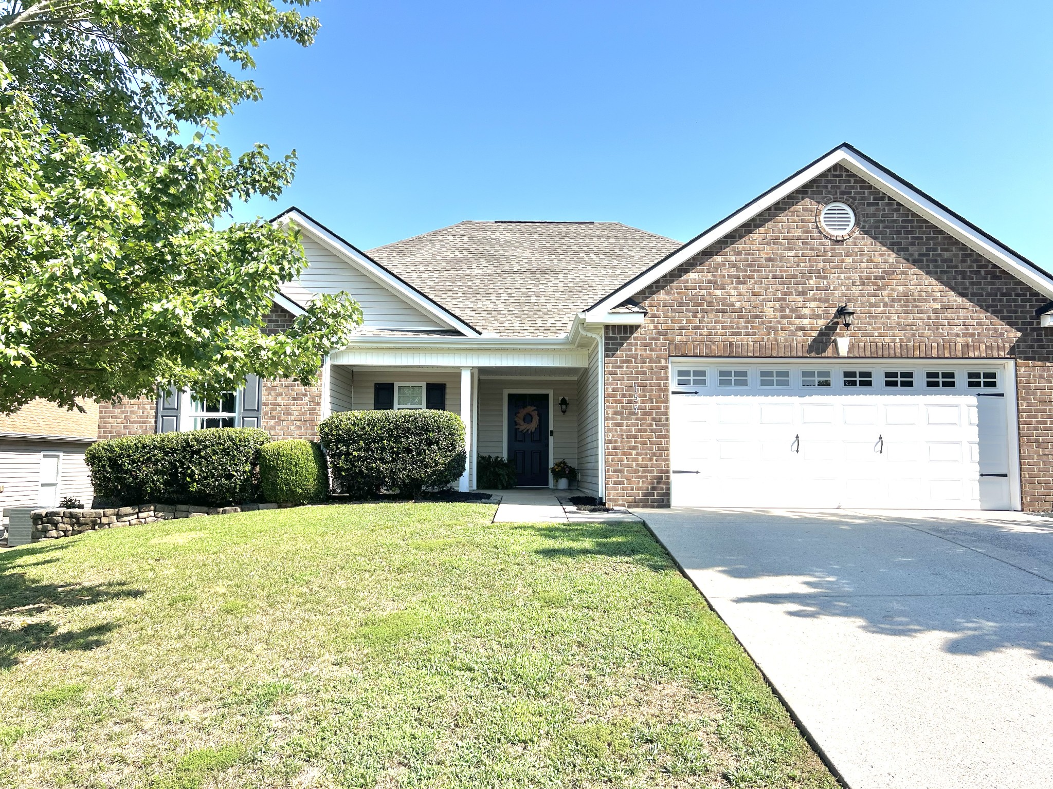 157 Granda Flora Dr