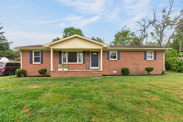 306 CIRCLE HILL DR, MCMINNVILLE, TN 37110 - Image 3b6c2f9e092820ba5eefc46ffbebdd1f/3429238511