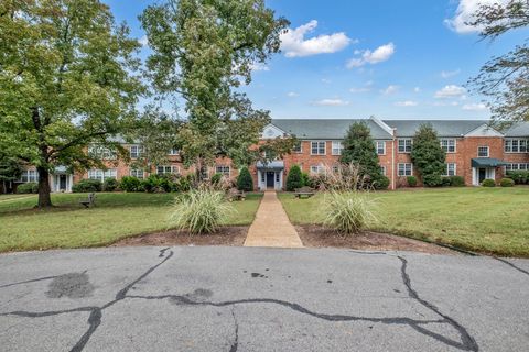 1112 Clifton Ln 22 Nashville TN 37204