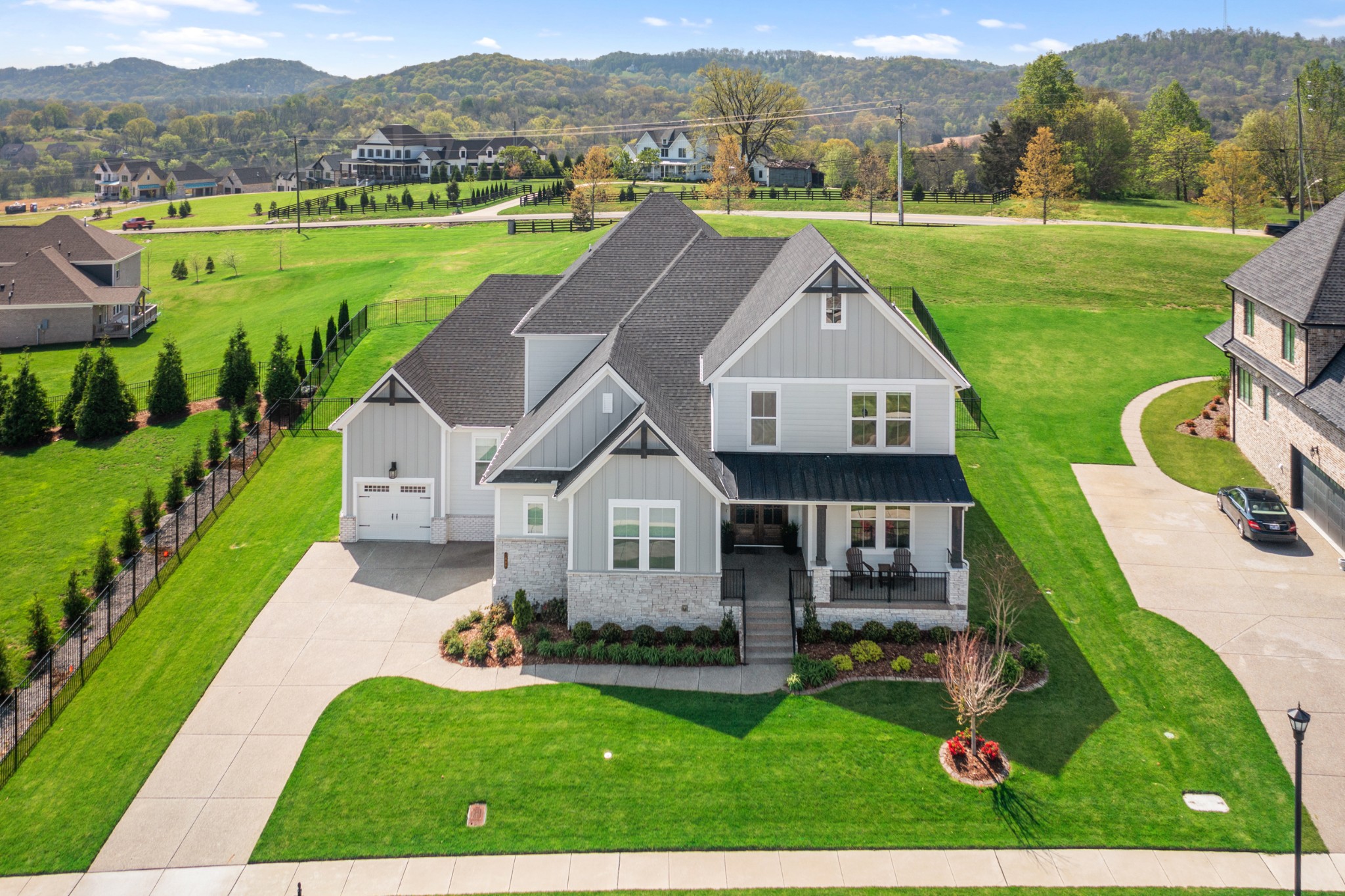 1009 Lawson Ln